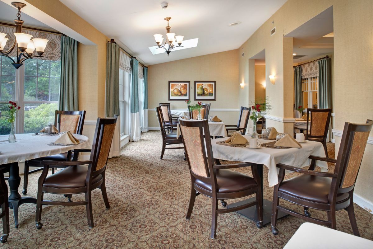 Sunrise of Wilmington | Dining