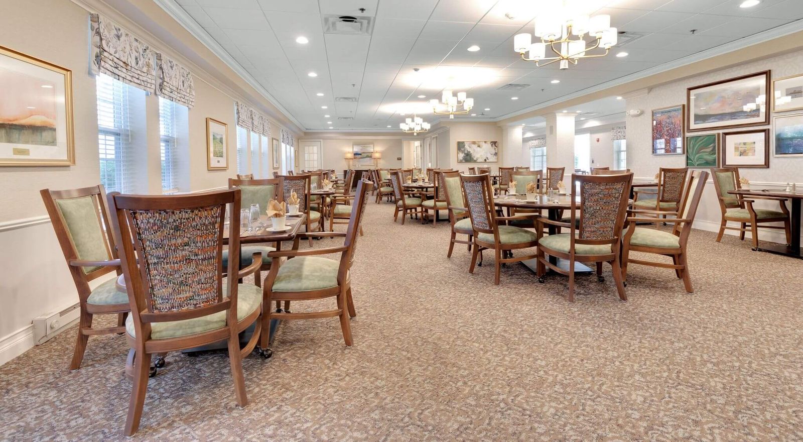 Assisted Senior Living in Wheaton, IL Brighton Gardens of Wheaton