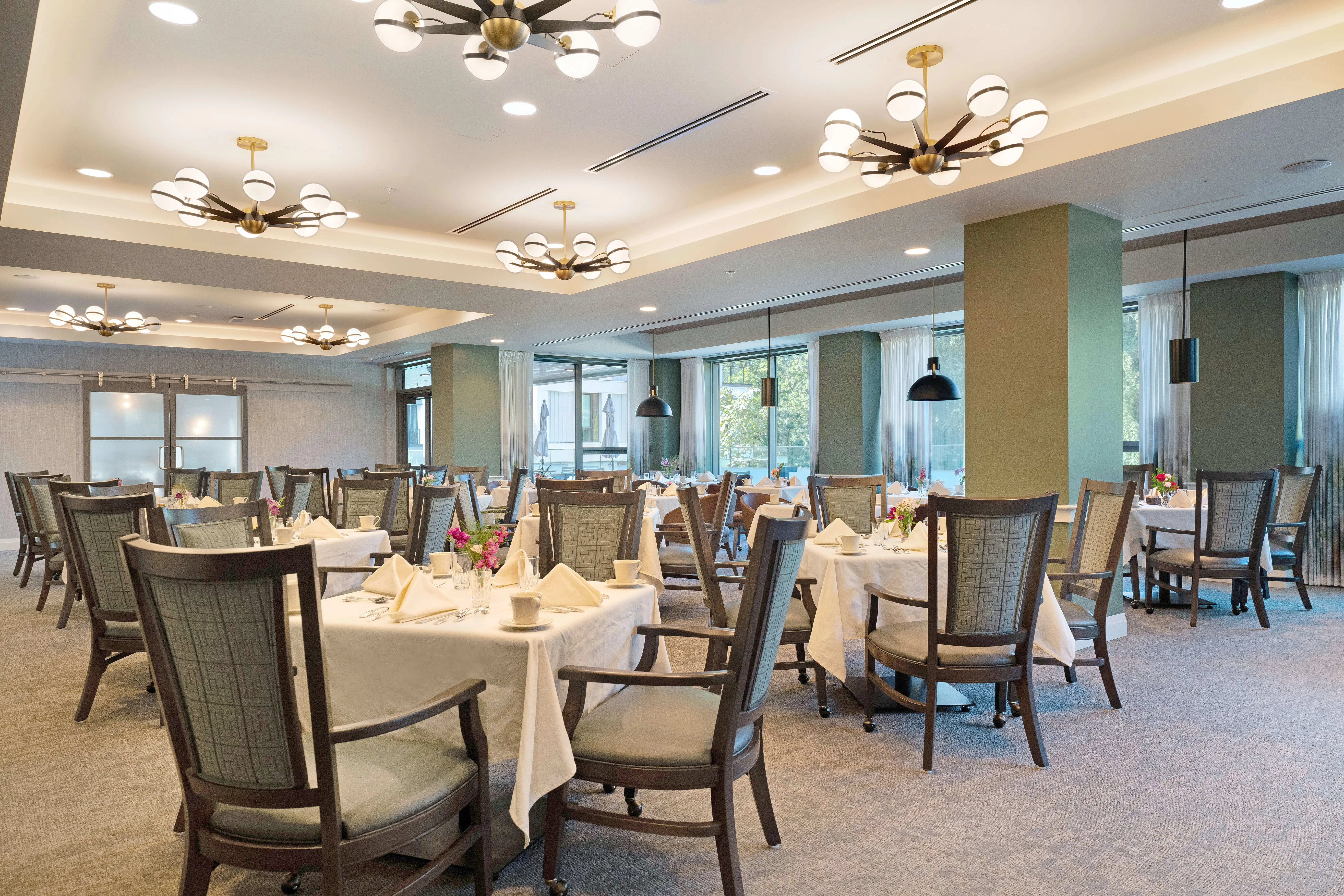 Sunrise at Lonsdale Square | Dining Room