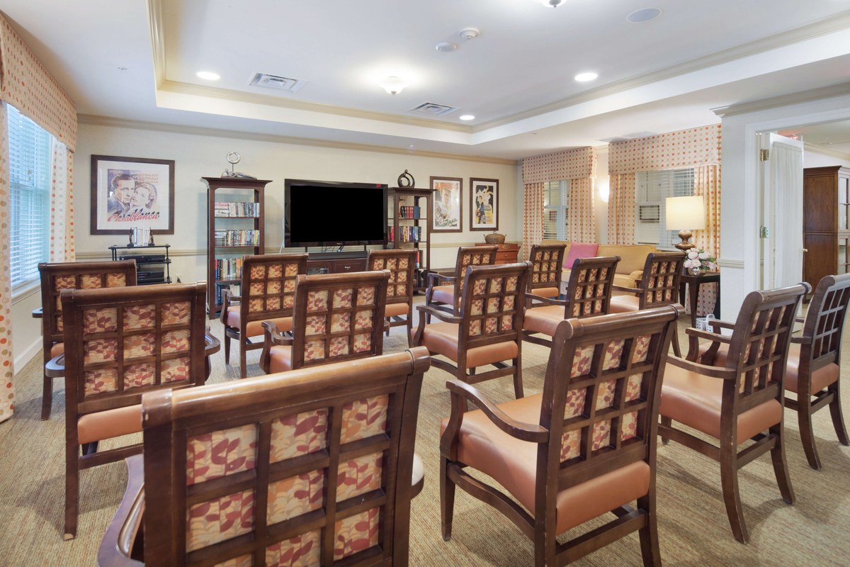 Activity Room | Sunrise of Bloomfield Hills