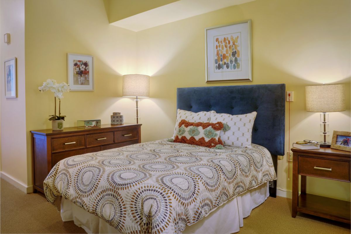 Sunrise of Cascade | Bedroom