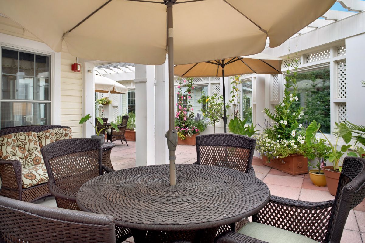 Sunrise of Glen Cove Porch