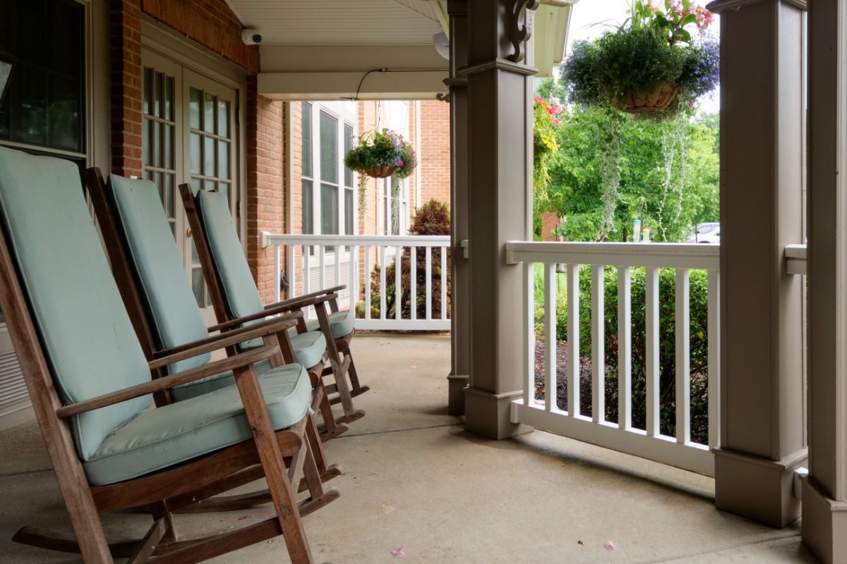 Sunrise of Des Peres Front Porch