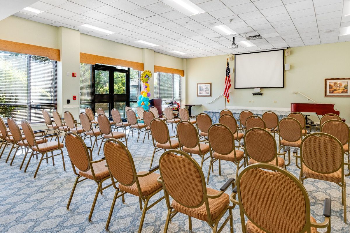 Game Room, Sunrise Villa Olympia Fields