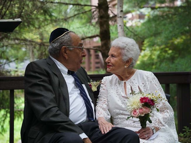 Rosalyn and Irwin at their vow renewal