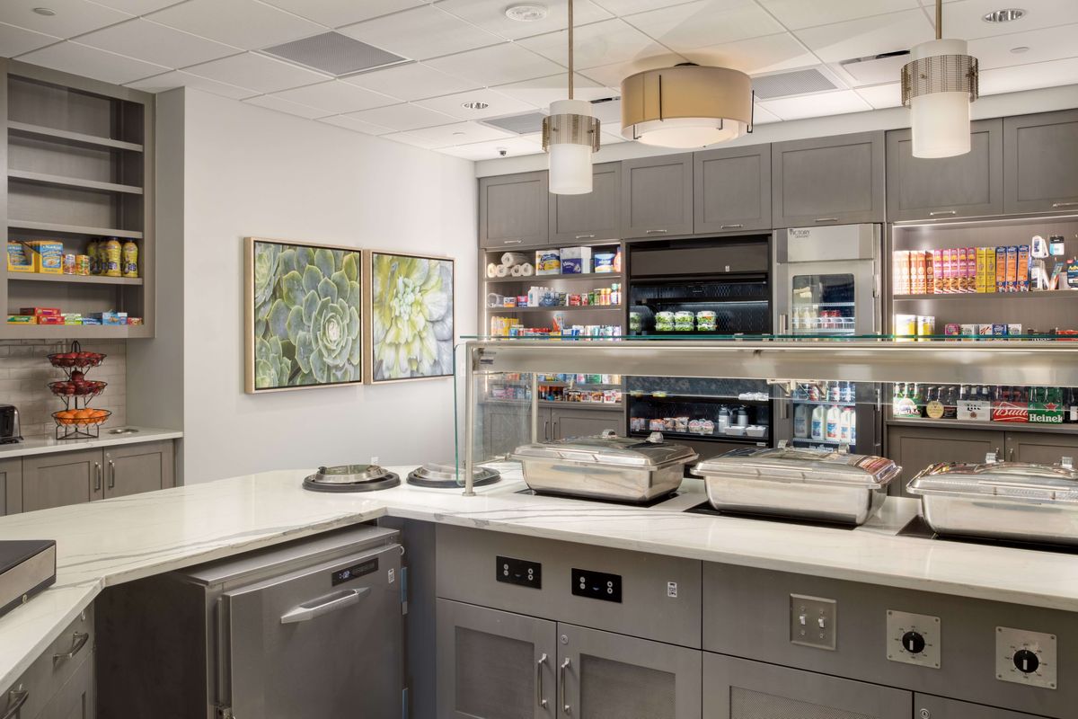 Maplewood Park Place I market counter