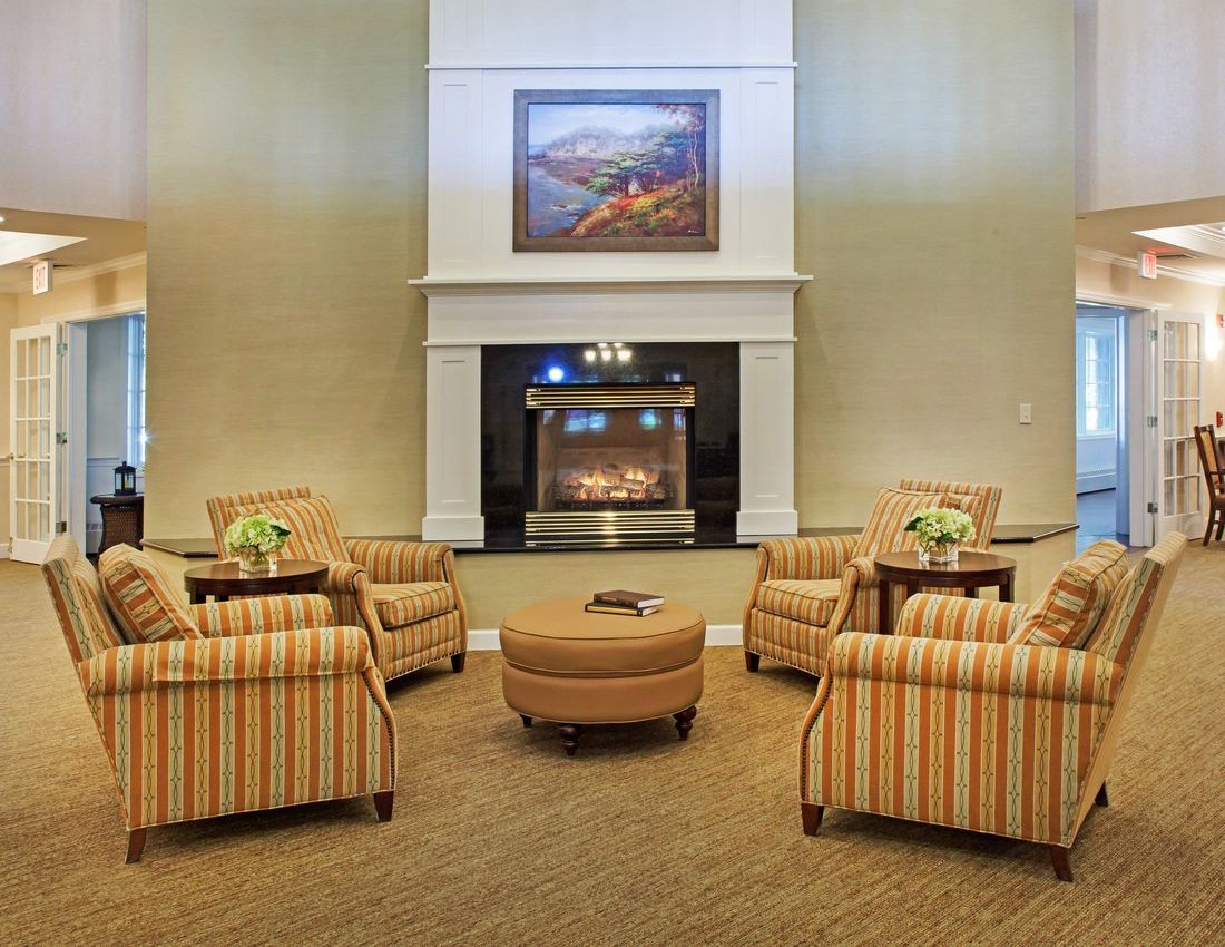 Living Room at Sunrise of Park Ridge, IL