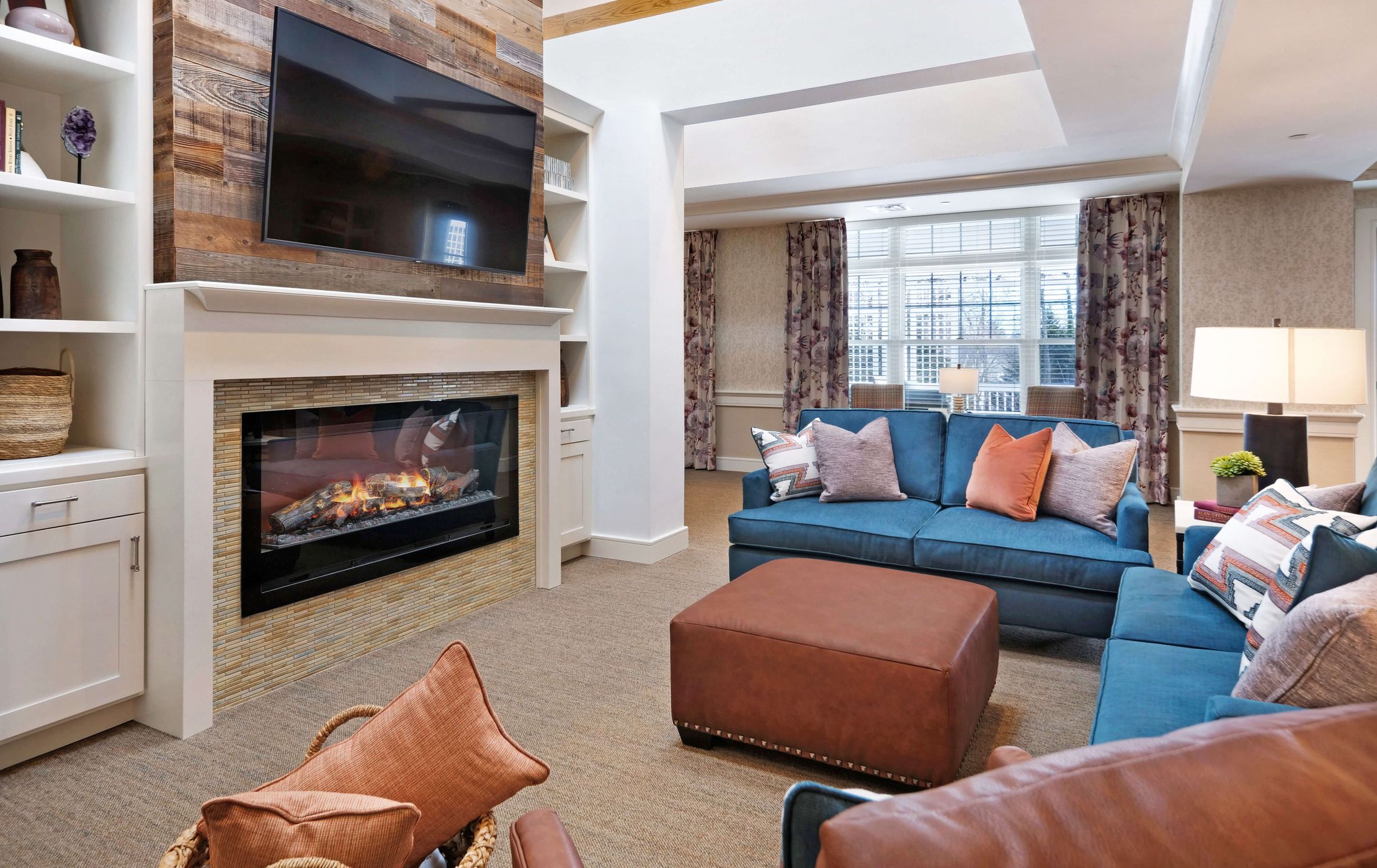 Sunrise of Huntington | Living Room
