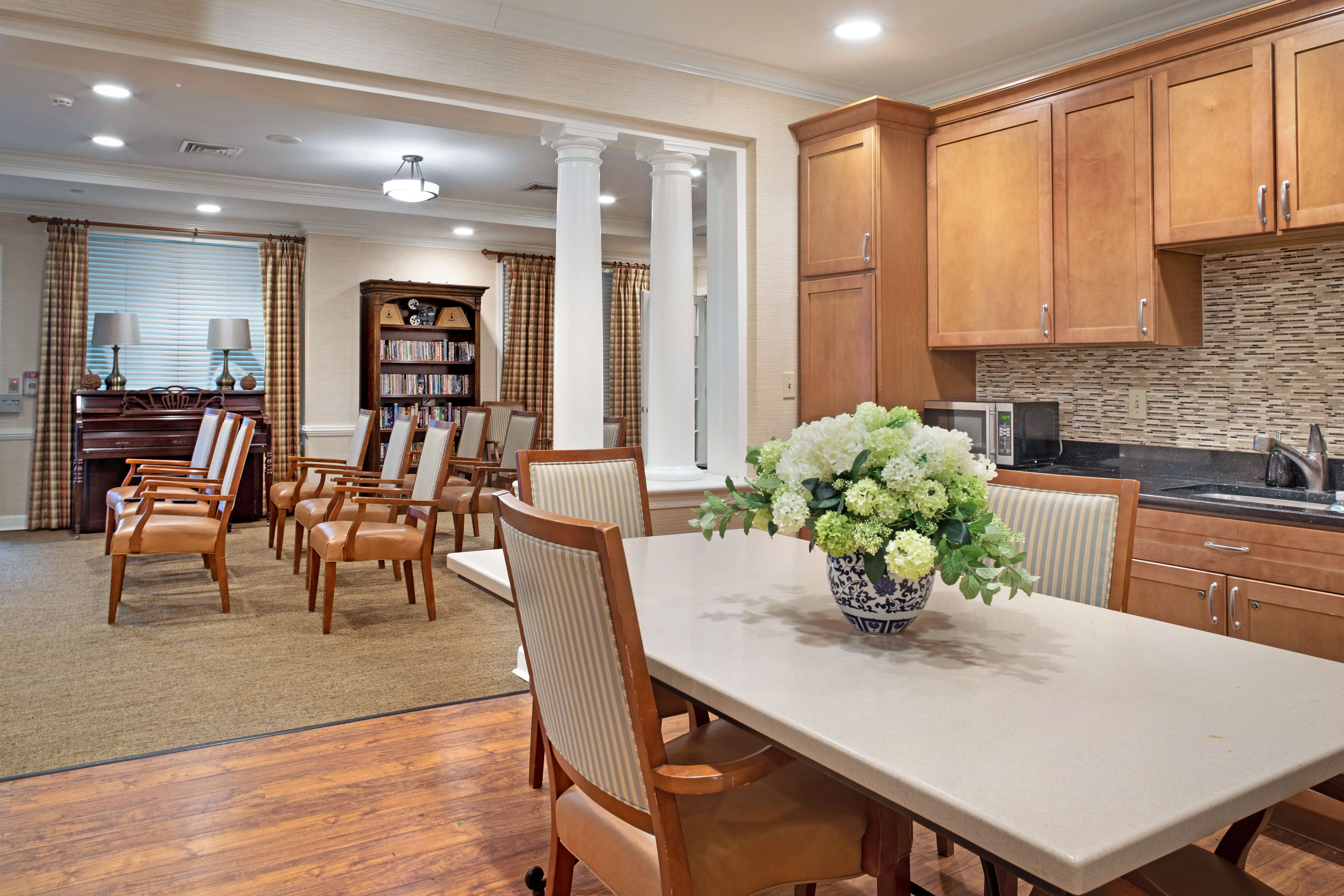 Activity Room | Sunrise of Baton Rouge