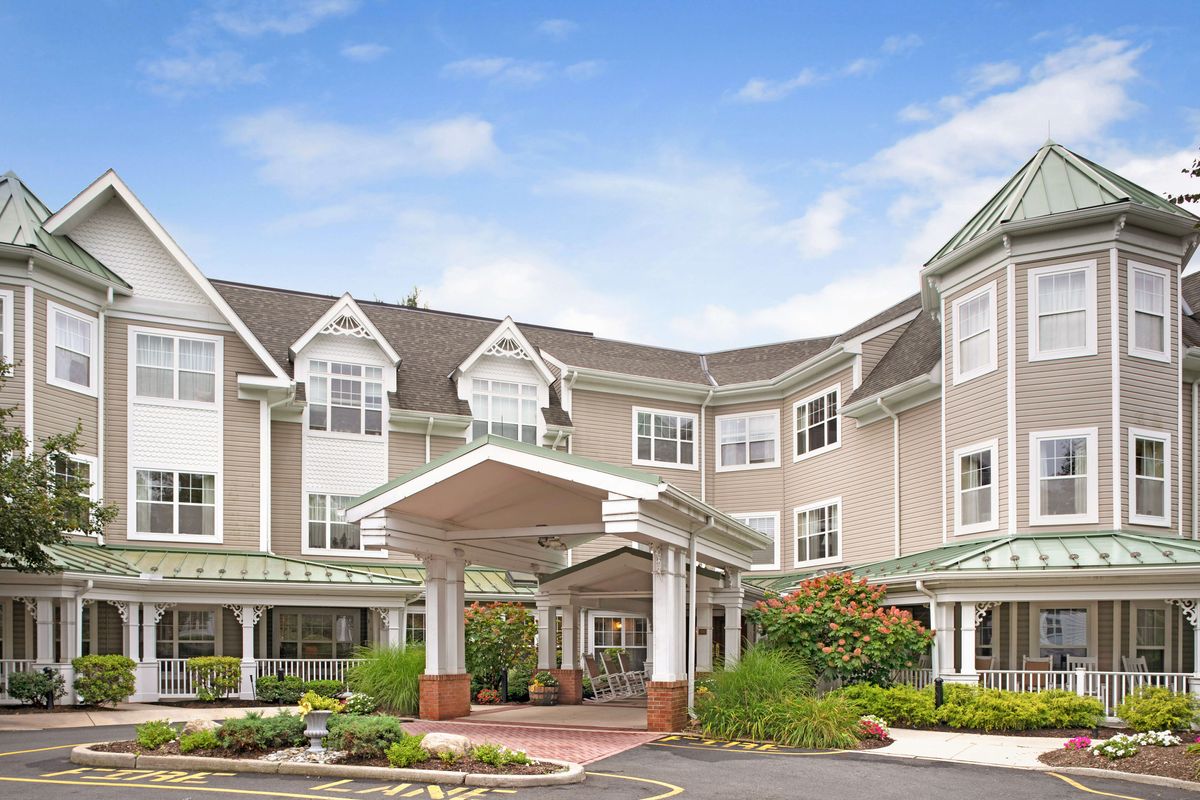 Paramus | Exterior