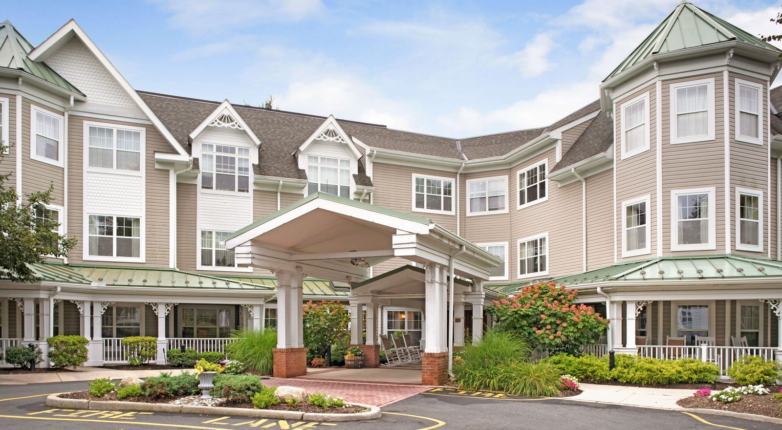 Paramus | Exterior