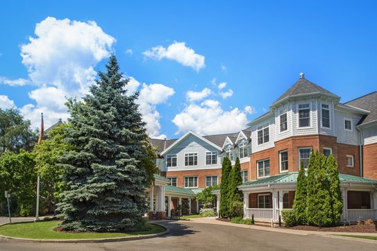 Sunrise of Burlington ON I exterior