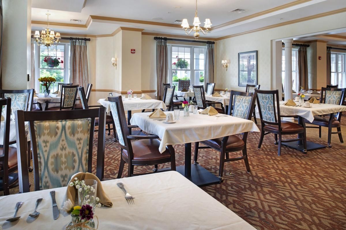 Assisted Senior Living in DollardDesOrmeaux, QC Sunrise of Dollard