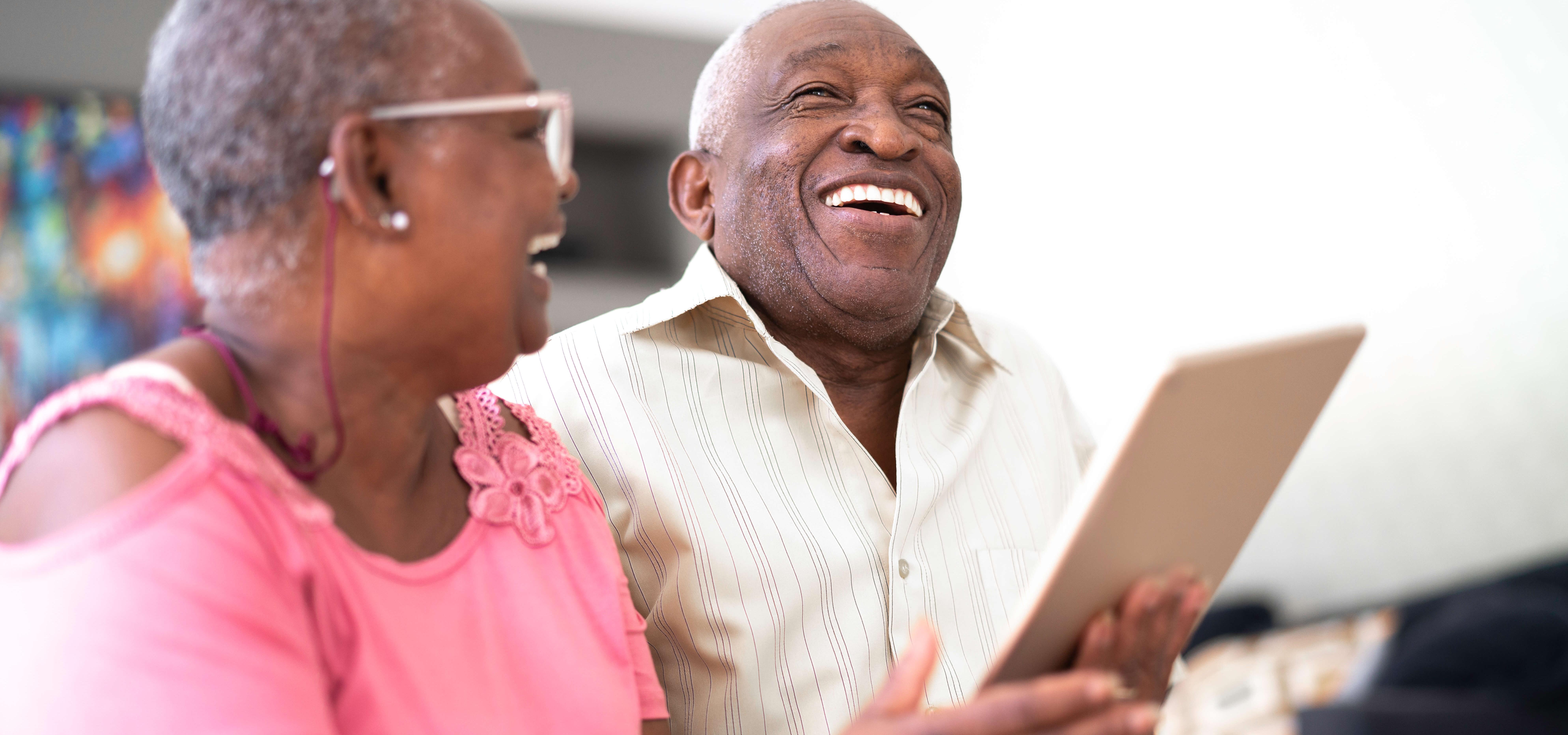 How to Stay Connected with Loved Ones in Senior Living during COVID-19