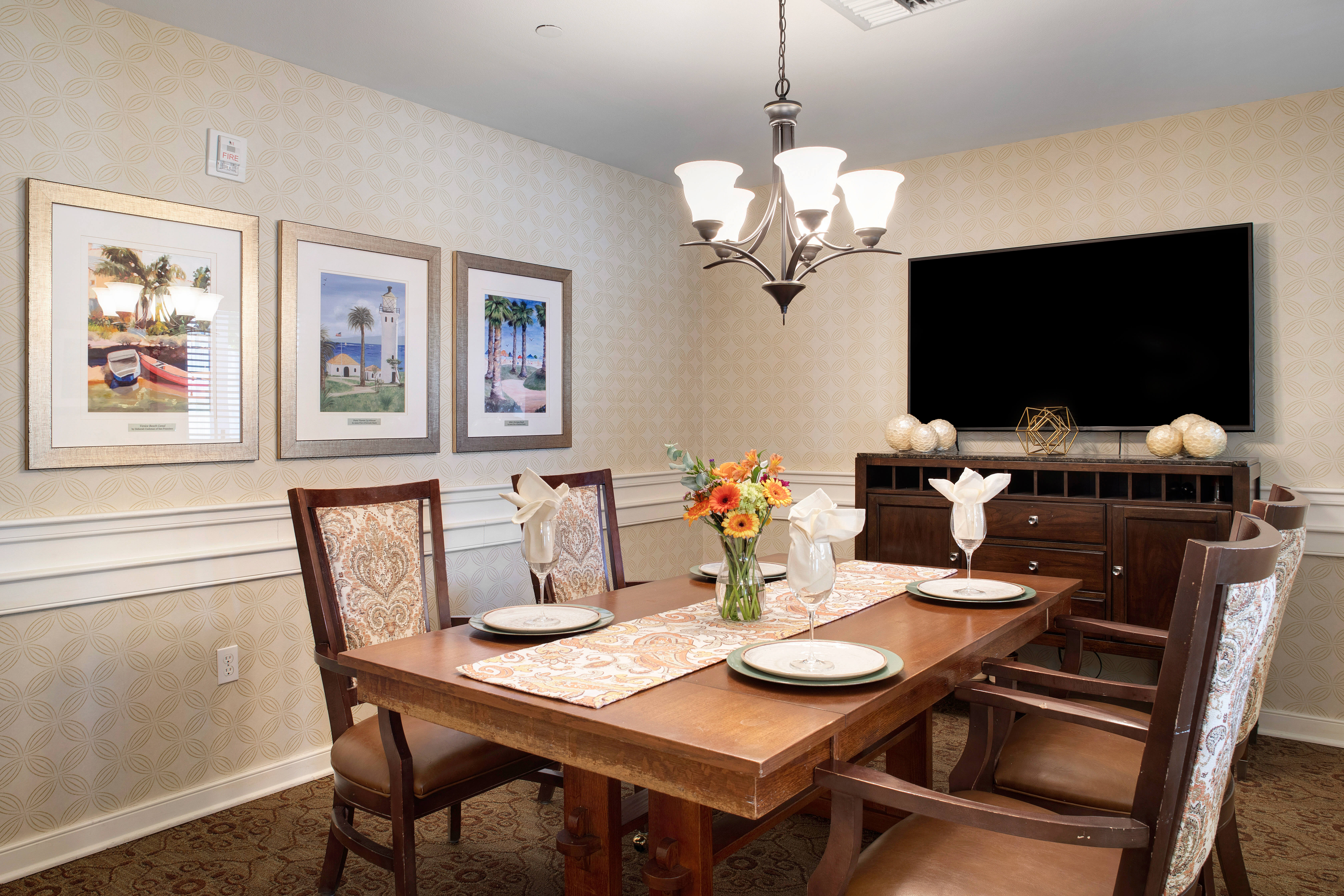 Private Dining Room I Sunrise of Hermosa Beach