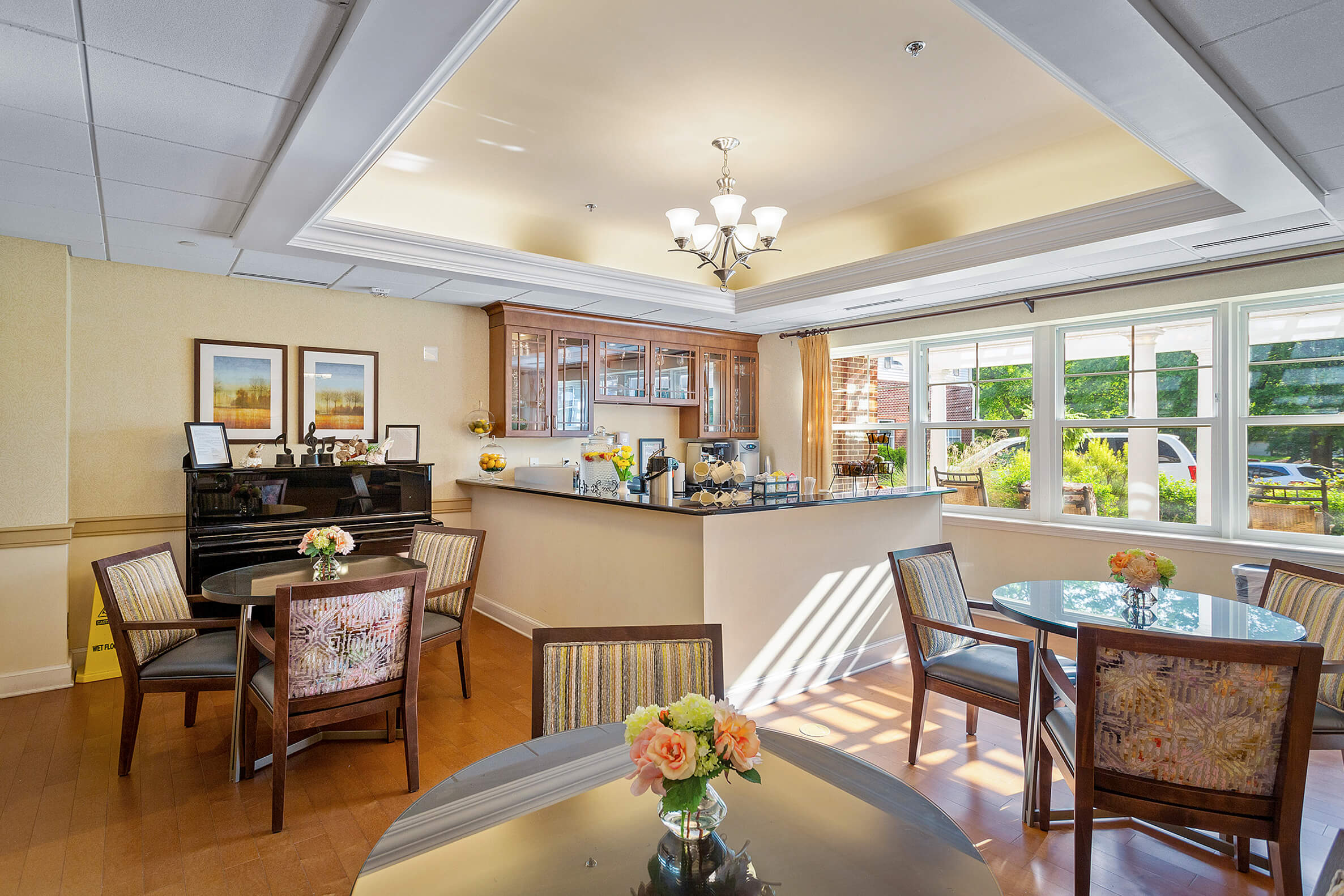 Sunrise at North Hills | Bistro