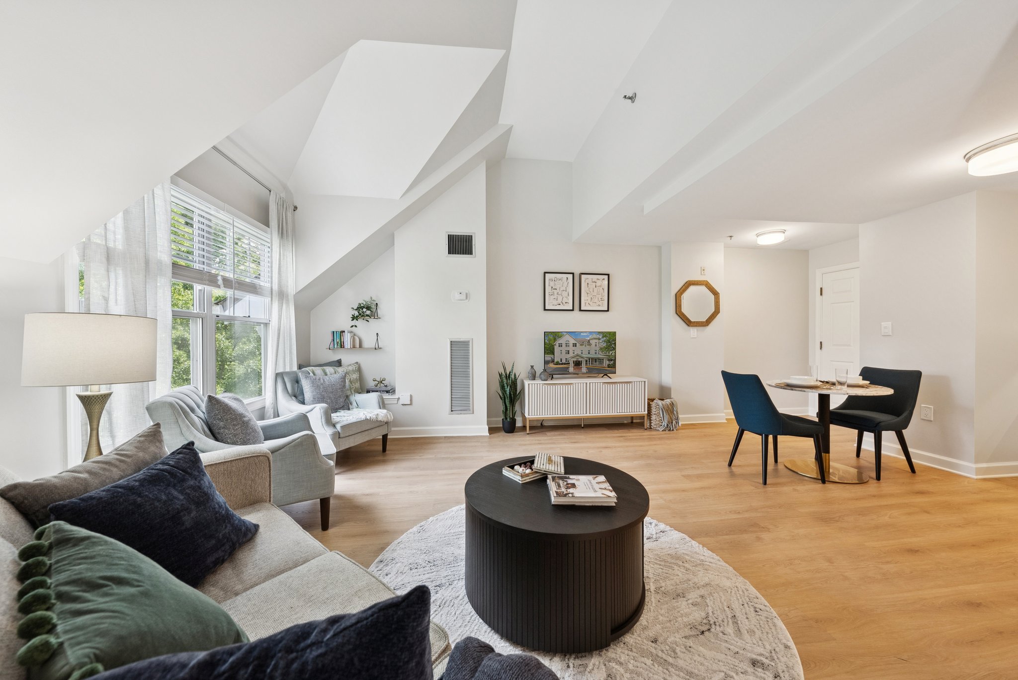 Sunrise at Bluemont Park | Model Living Room