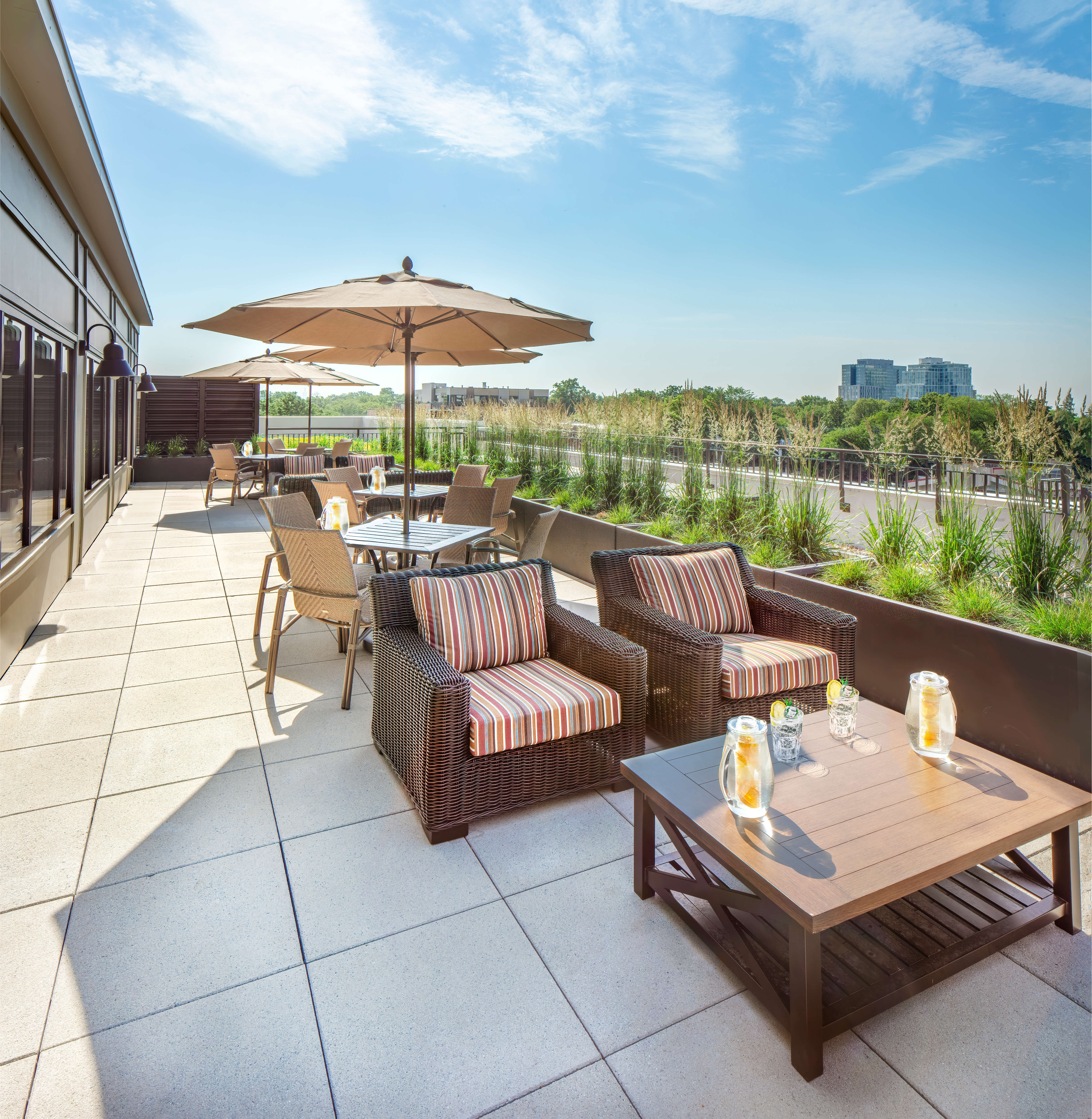 Sunrise of River Forest | Terrace