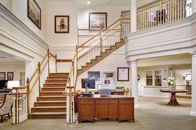 Sunrise of Wayne I Lobby