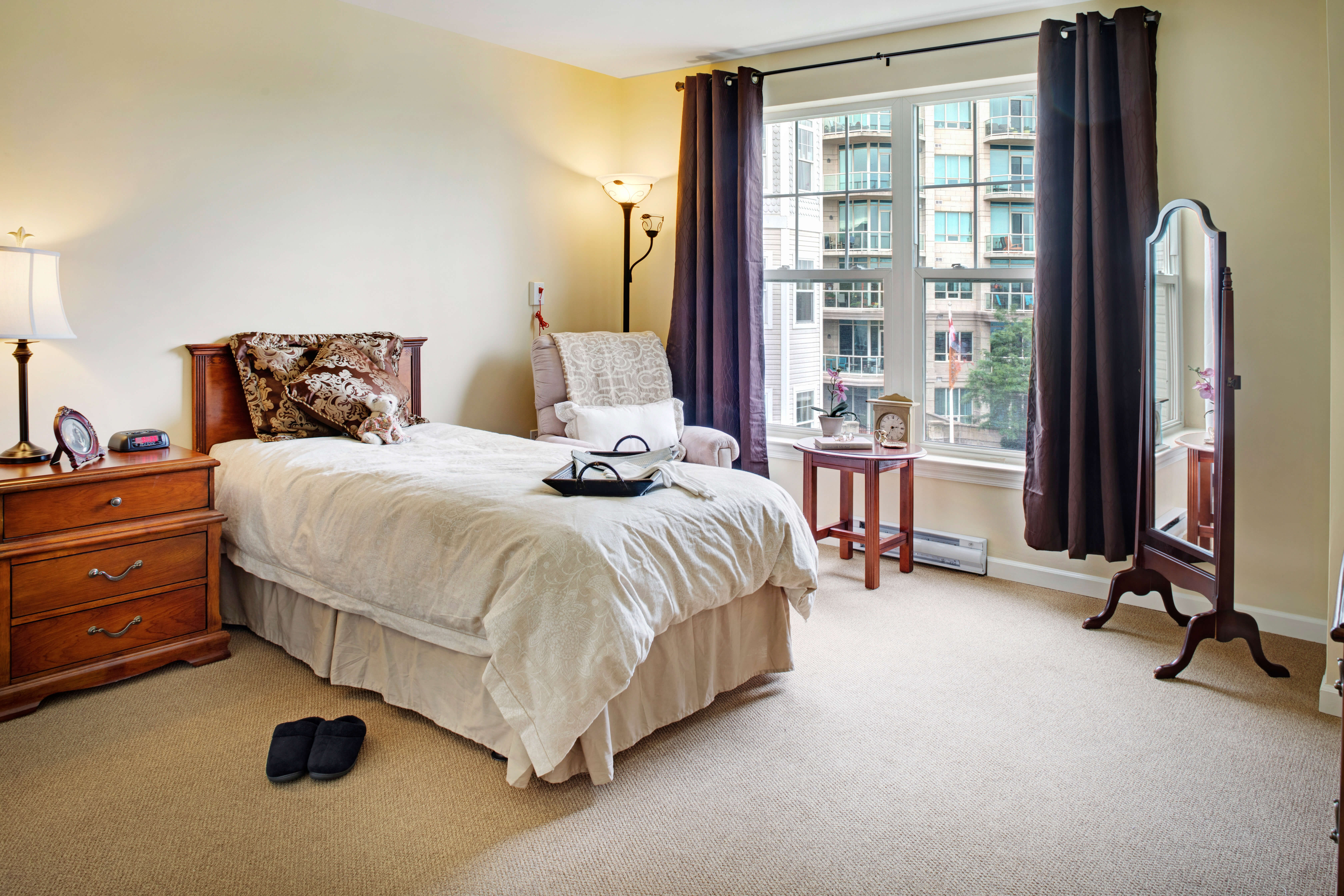 Sunrise of Windsor | Model Suite Bedroom