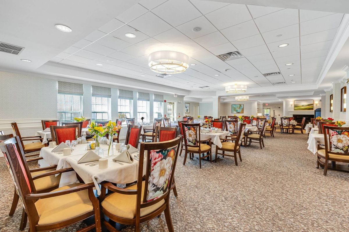 Dining Room, Brighton Gardens of West Orange