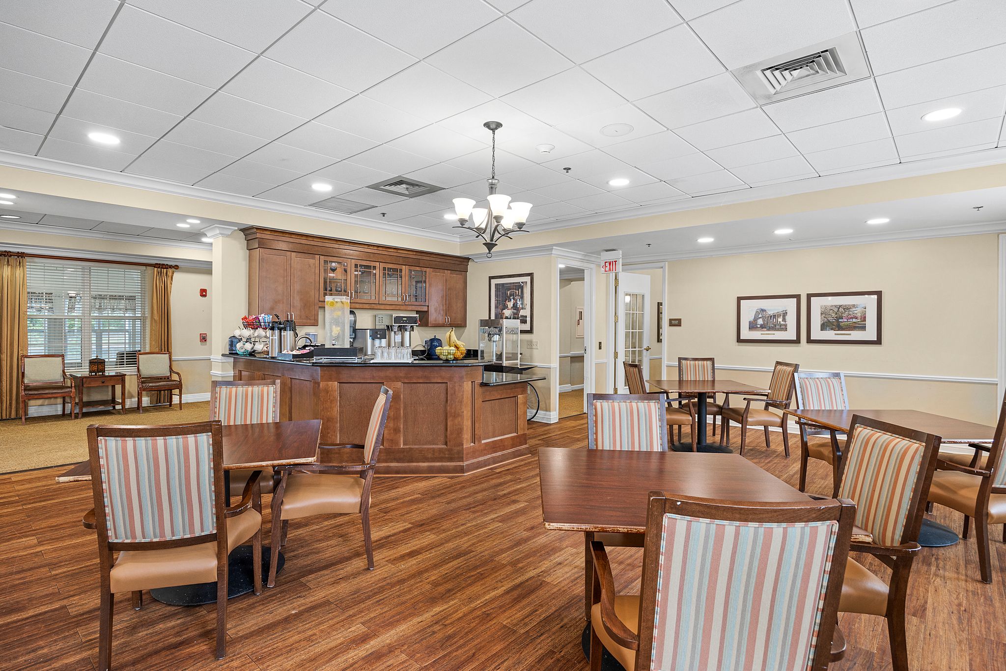 Brighton Gardens of Mountainside | Dining