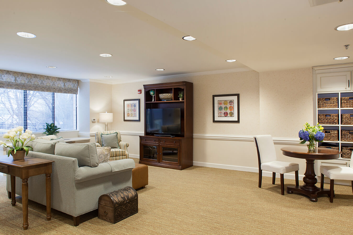 Sunrise of Montgomery Village | Lounge