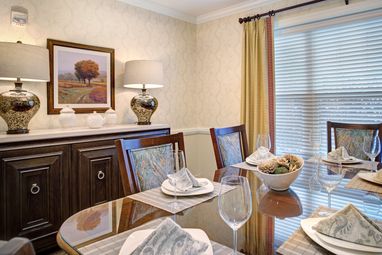 Sunrise of Chesterfield | Private Dining Room