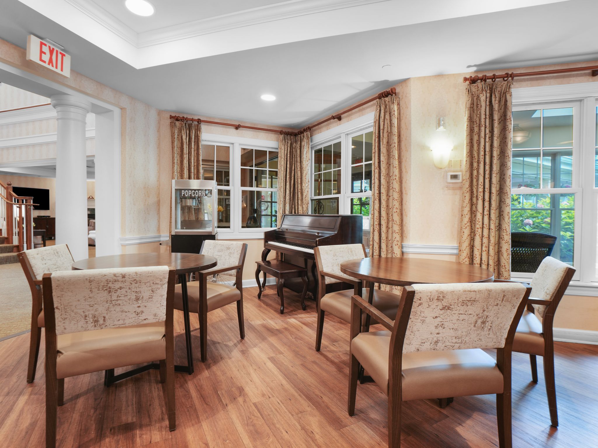 Bistro | Sunrise of Dix Hills