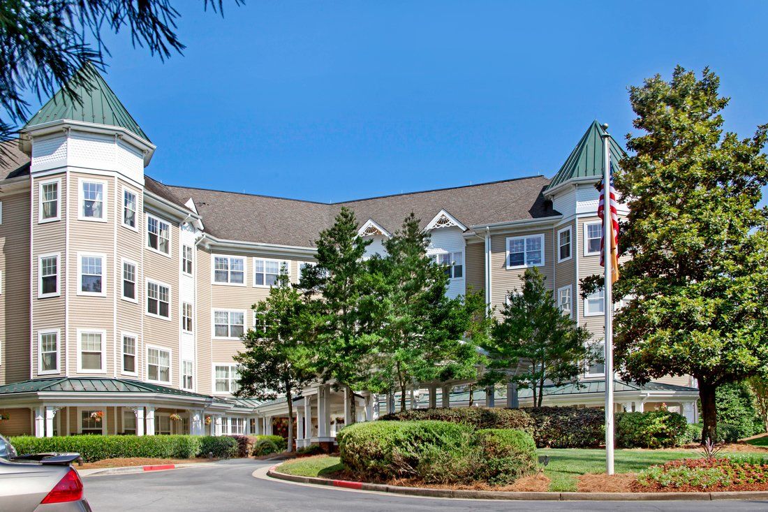 Sunrise at Huntcliff Summit II, GA Assisted Living Exterior