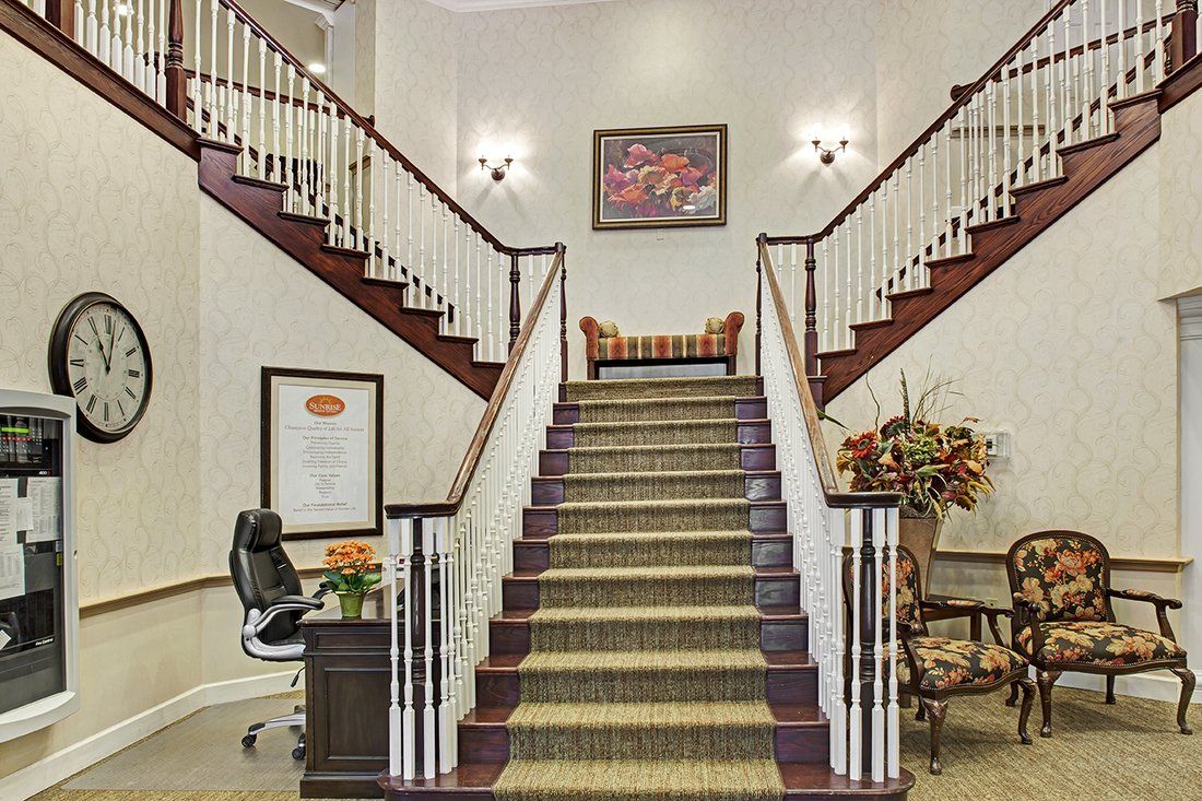 Assisted Senior Living in Edina, MN Sunrise of Edina