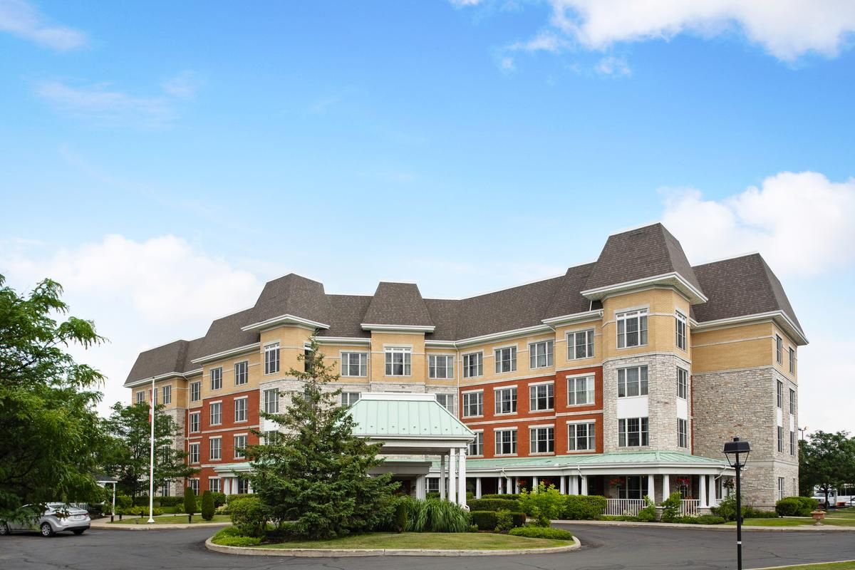 Assisted Senior Living in DollardDesOrmeaux, QC